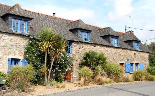 Quels sont les avantages d’une maison en pierre apparente ?